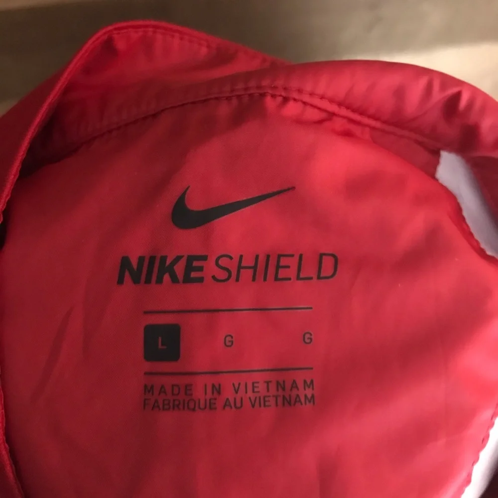 Nike shield‎ core golf jacket men’s large